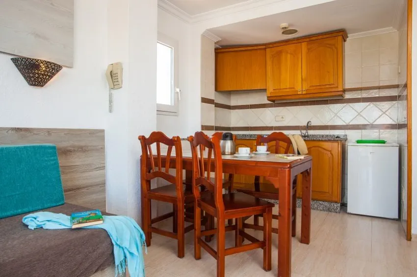 Ben Hur Apartamentos 2*-9