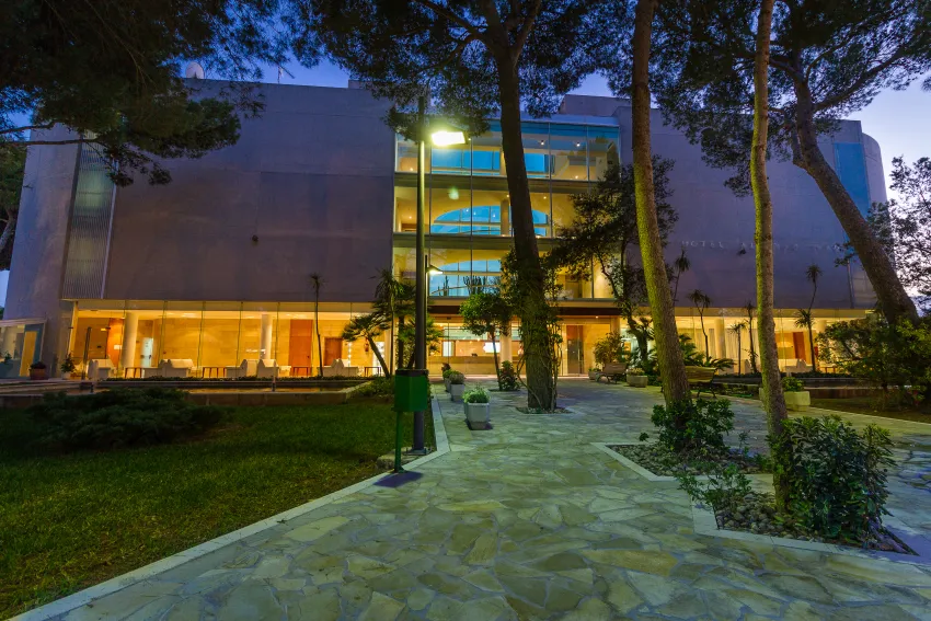 Zafiro Alzinar Mar 4*-2