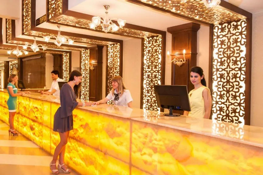 CONCORDIA CELES HOTEL  5*-8