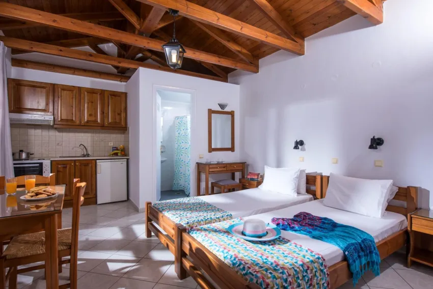 Rena Apartments 3*-6