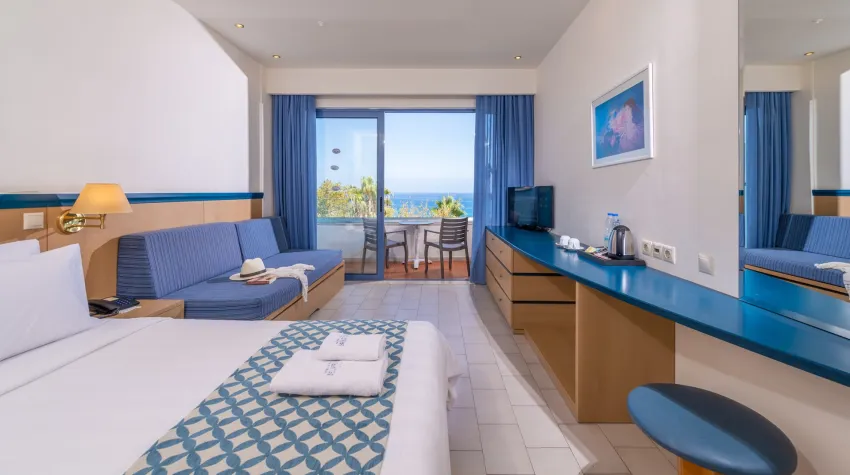 Royal & Imperial Belvedere 4*-16