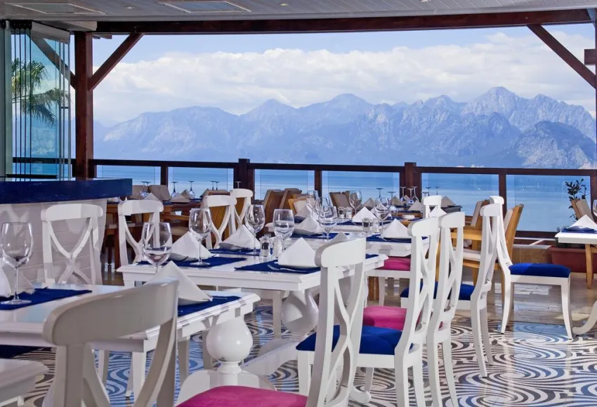RAMADA PLAZA BY WYNDHAM ANTALYA  5*-8