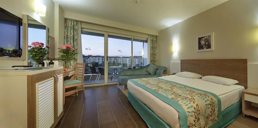 SUNRISE QUEEN LUXURY HOTEL  5*-12
