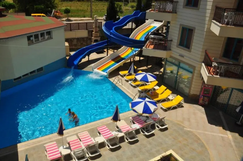 CINAR FAMILY SUITE HOTEL  4*-12