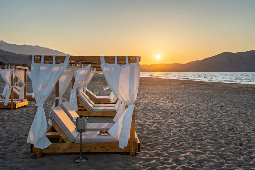 GEORGIOUPOLIS SUITES 5*-7