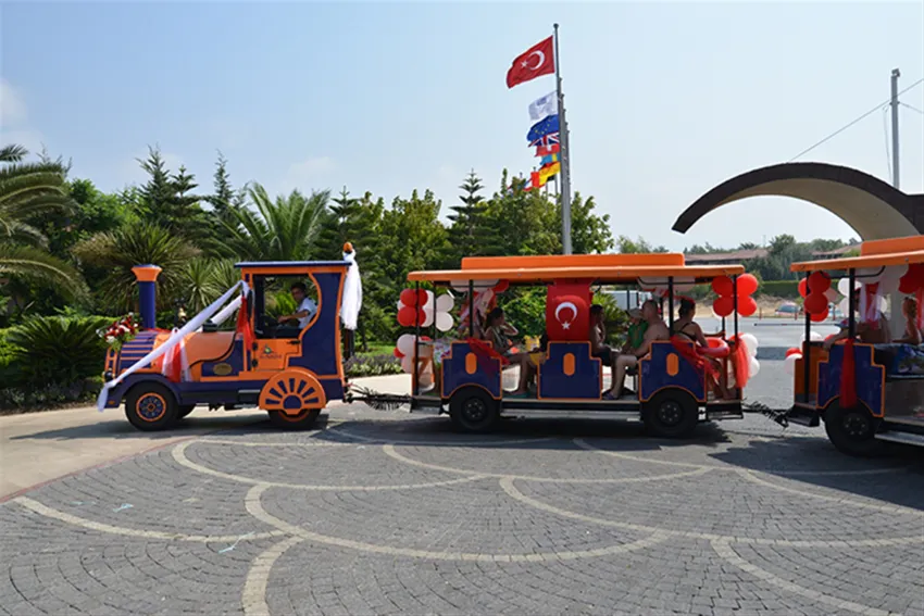 Starlight Resort Hotel 5*-352