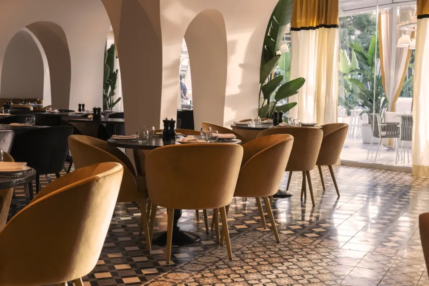 The Donna Portals 5*-64