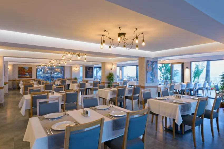 Floria Beach Hotel 4*-9