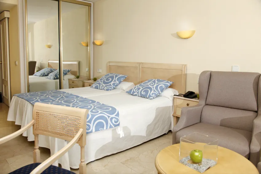 Hotel ROC Illetas & SPA 4*-6