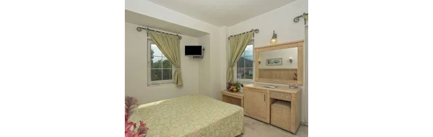 Sinatra Hotel 4*-13