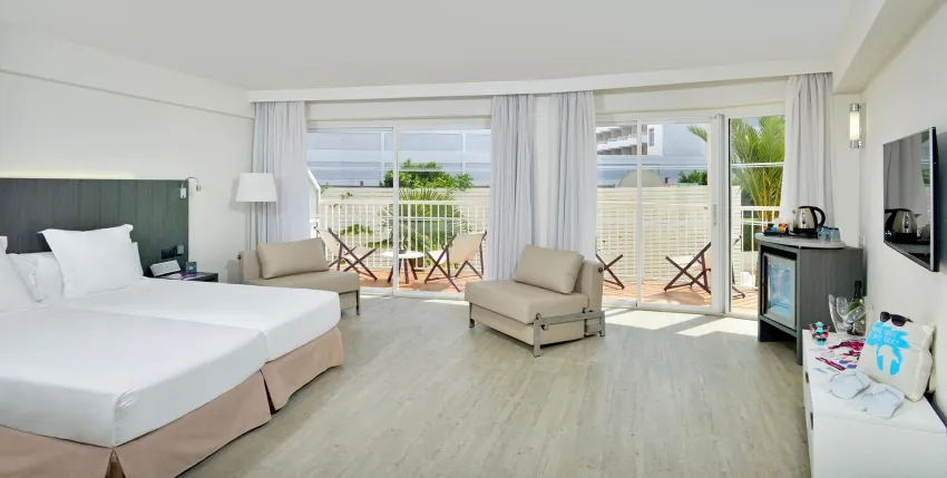 Sol House The Studio 4*-11