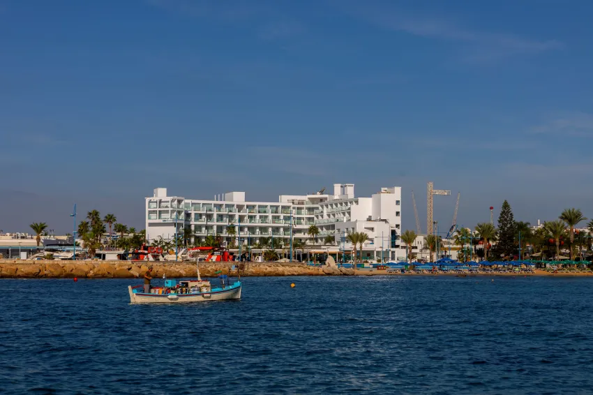 Limanaki Beach Hotel & Suites 4*-48