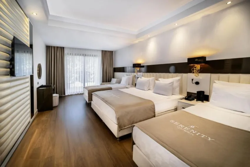 SERENITY QUEEN HOTEL  5*-11