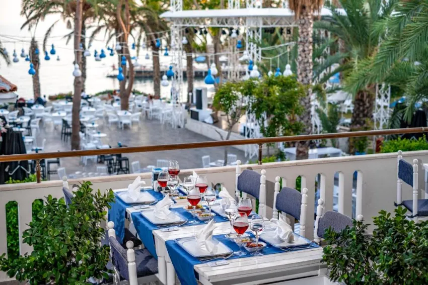 UTOPIA RESORT & RESIDENCE  5*-29