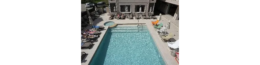 Canadian Hotel 3*-2
