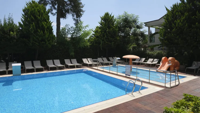 Ambassador Hotel 4*-8