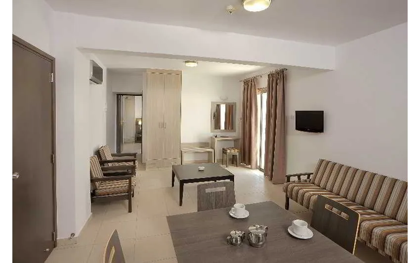 Petrosana Hotel Apartments 3*-6