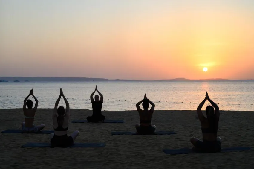 SERRY BEACH RESORT  5*-69