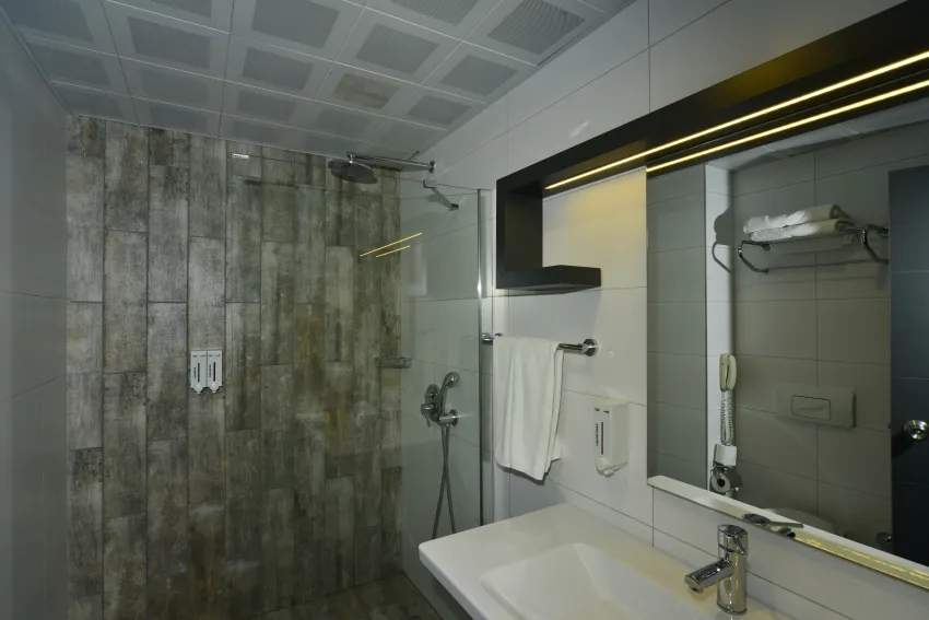 White City Beach (Adults Only 16+) 4*-10