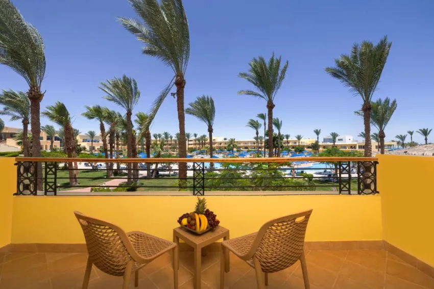 AMWAJ OYOUN HOTEL & RESORT  5*-65