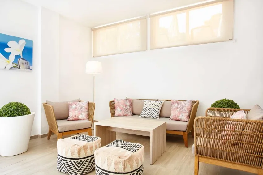 Universal Laguna Garden Apartments 3*-5