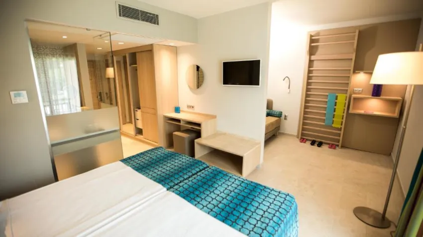 TUI BLUE PALM GARDEN  4*-5