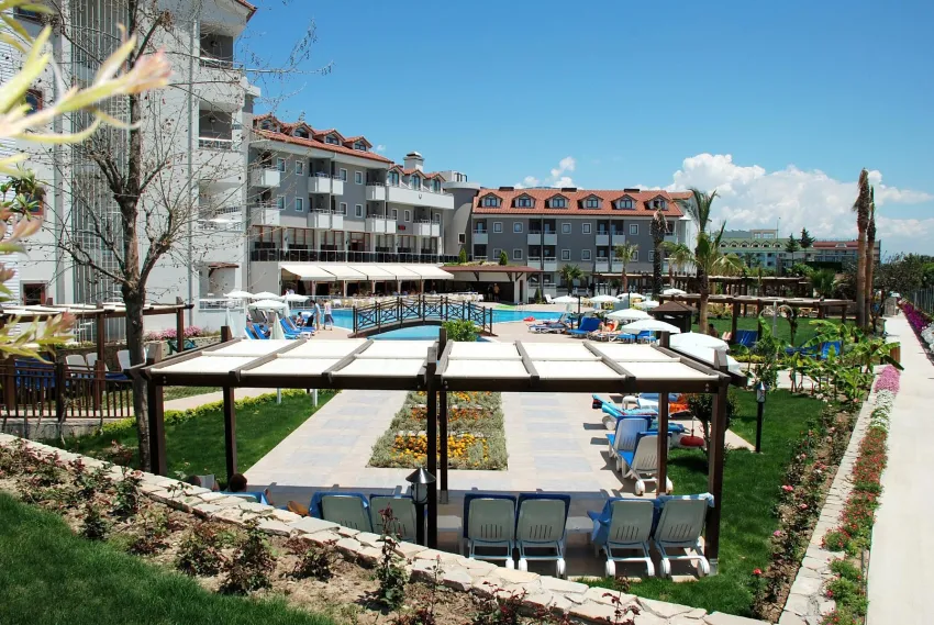 Monachus Hotel & Spa 4*-5