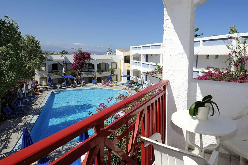 Apollon Hotel Apartments 3*-4