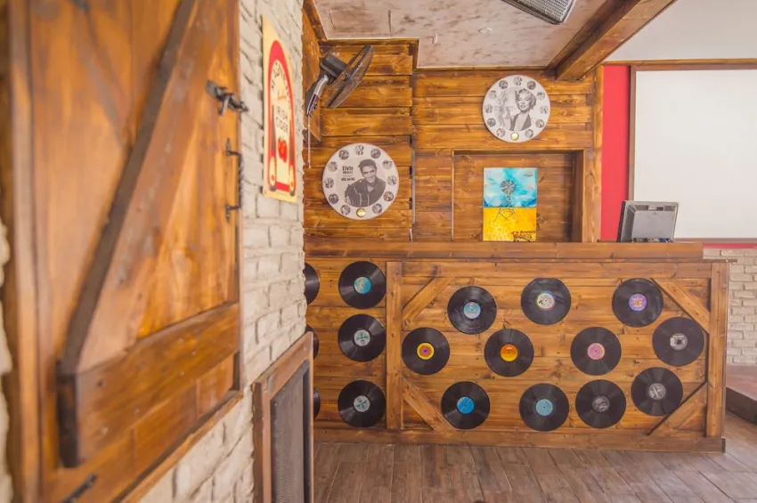 Windmills Hotel Apts 3*-85