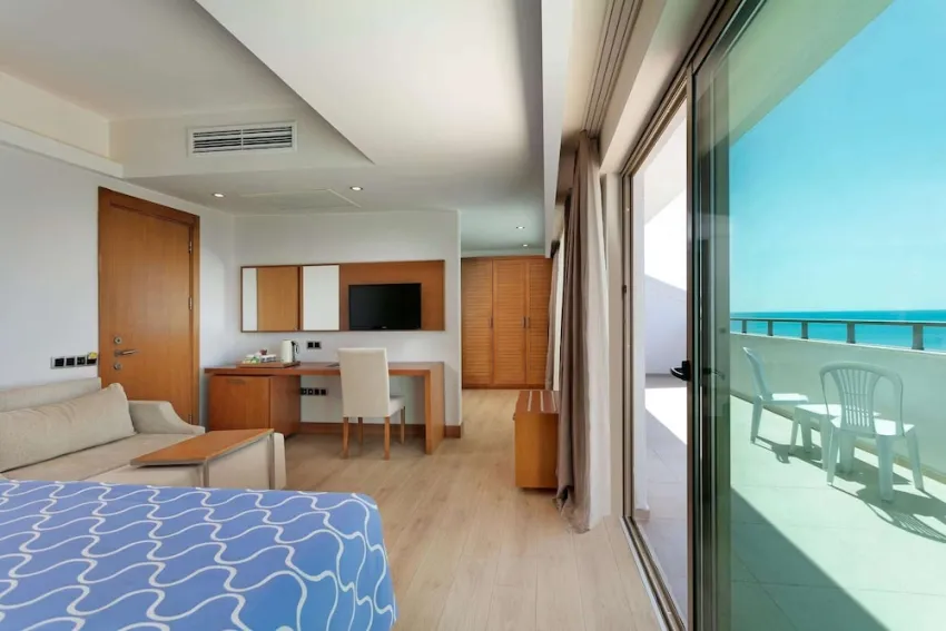 Armas Life Belek 5*-10