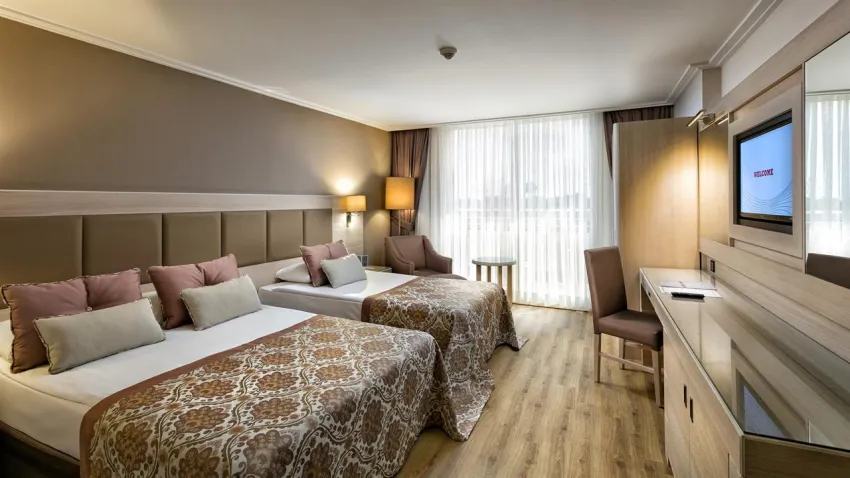 MIRACLE RESORT HOTEL  5*-5
