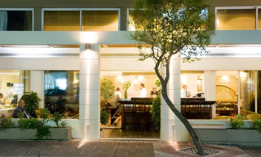 Best Western Plus Plaza 4*-4