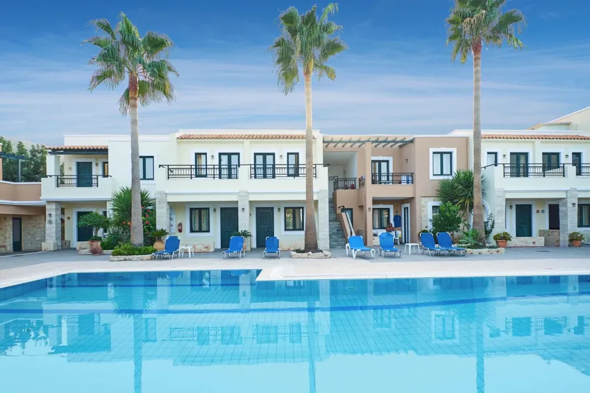 Dionysos Apartments and Studios 4*-3