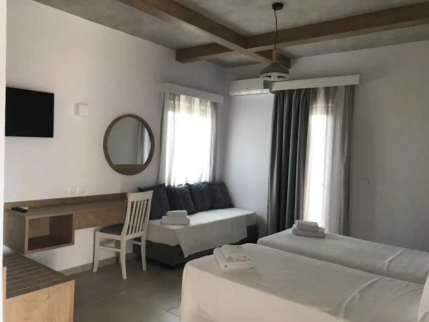 Enorme Maya Beach 4*-7