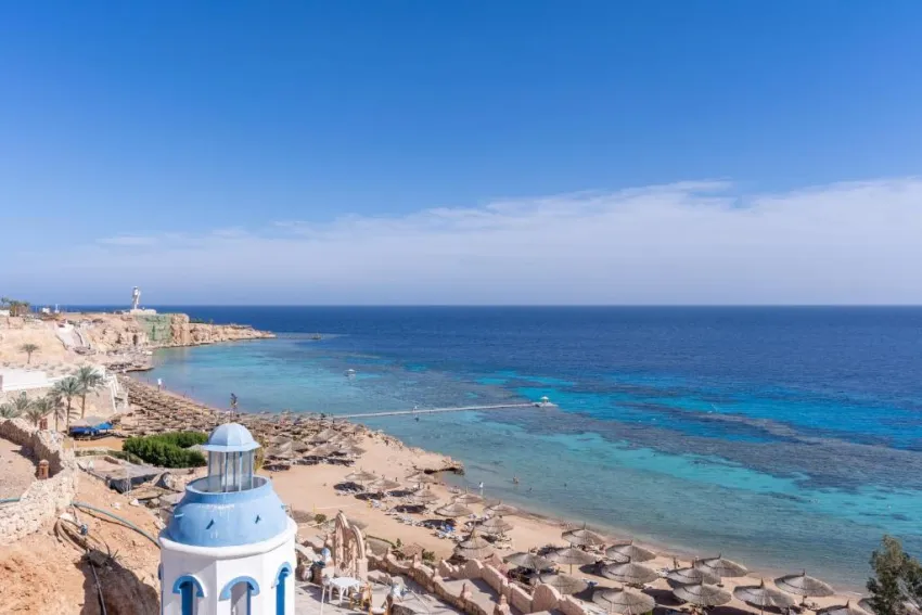 CLUB FARAANA REEF  4*-18