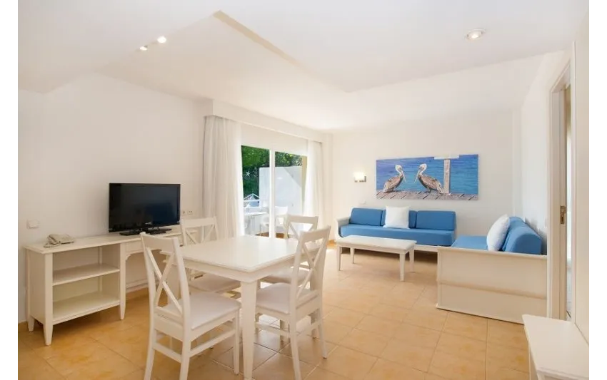 Iberostar Waves Ciudad Blanca 4*-11