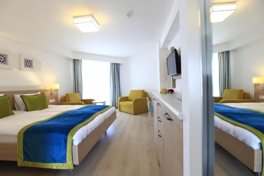 SIDE SU HOTEL (ADULT ONLY 16+)  4*-20
