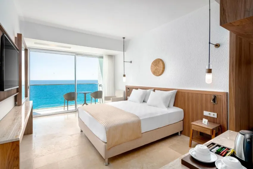 YALIHAN UNA (EX. YALIHAN HOTEL)  4*-12