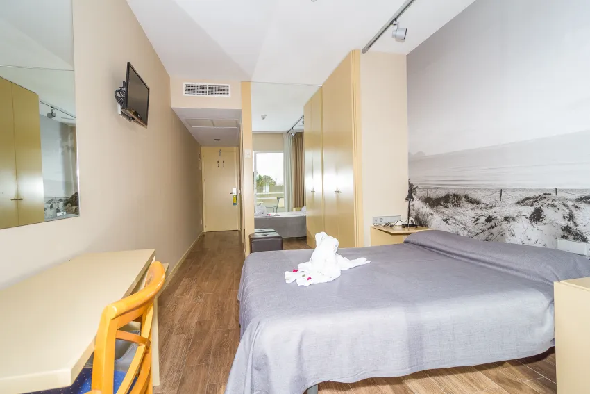 Eix Platja Daurada Hotel & SPA 4*-180