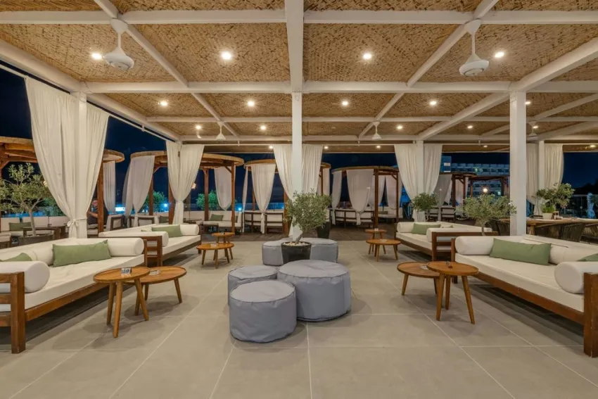 Napa Mermaid Hotel & Suites 4*-11