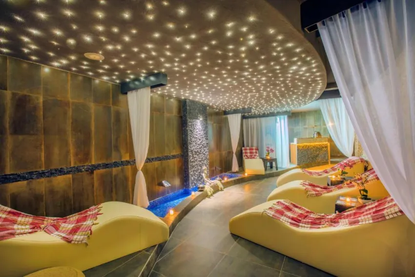 HAWAII SUIT BEACH HOTEL  3*-8