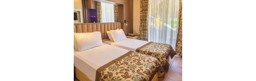 Fame Hotel 3*-6