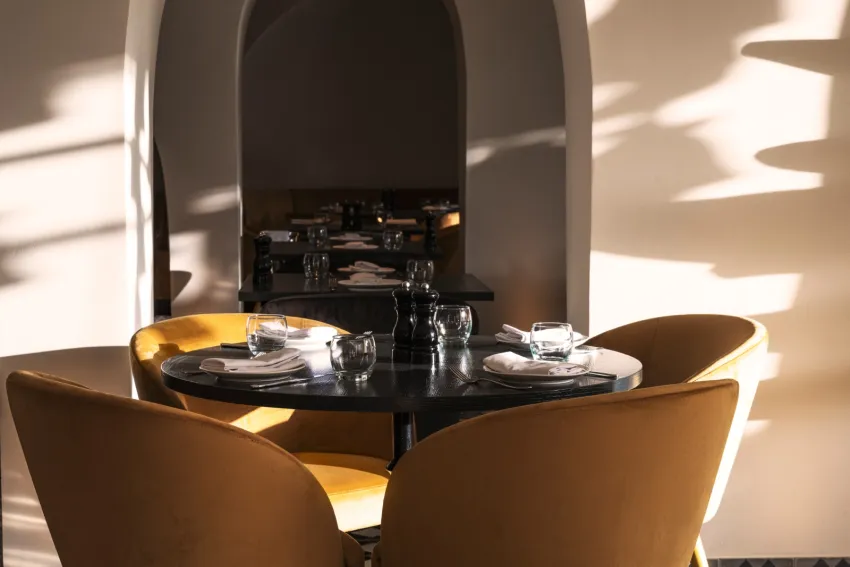 The Donna Portals 5*-62