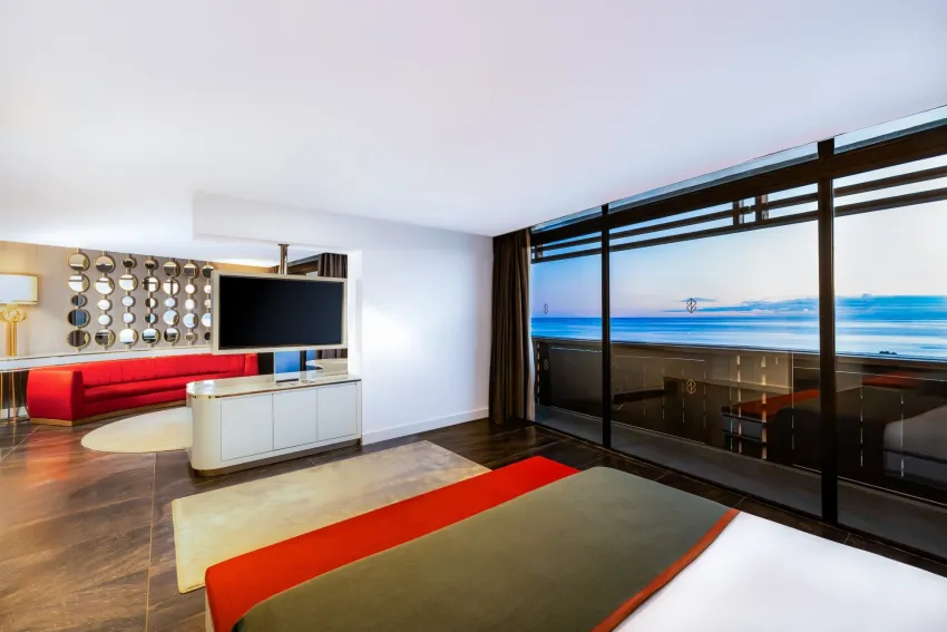 Nirvana Cosmopolitan 5*-13