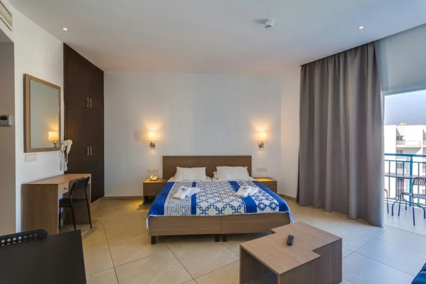 Tetyk Hotel & Suites 3*-14