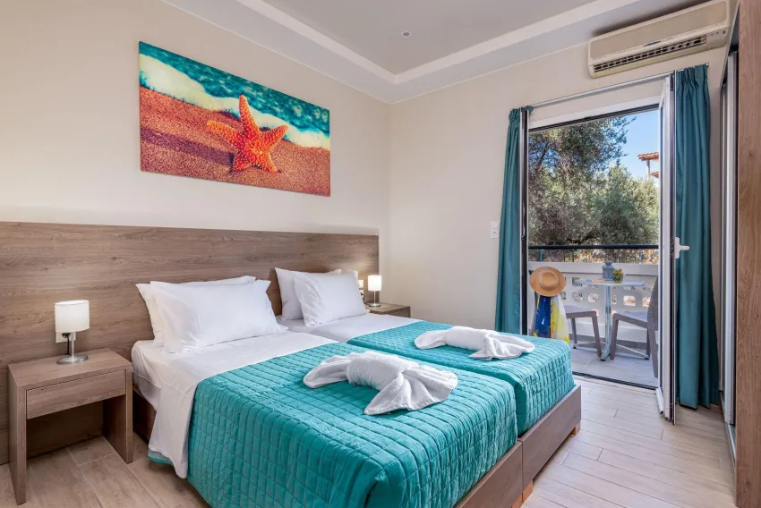 Sisi Breeze Hotel 3*-5