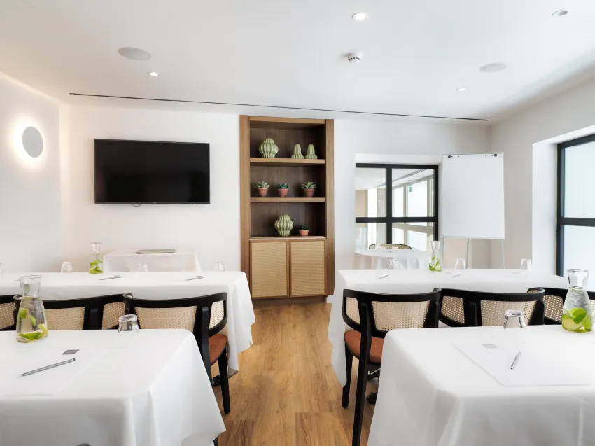 Leonardo Boutique Hotel Larnaca 4*-137