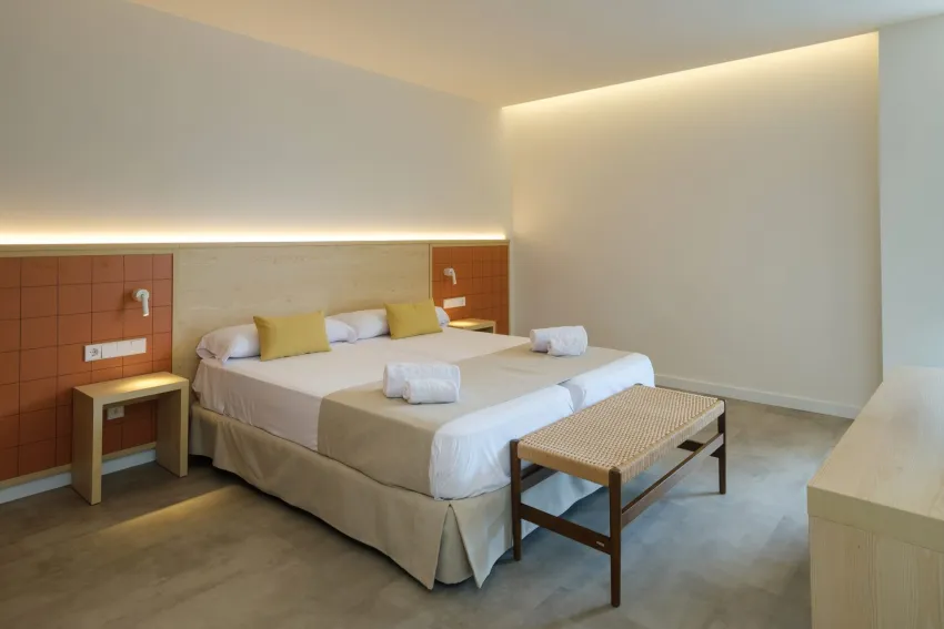 Cabot Cala Ferrera 4*-17