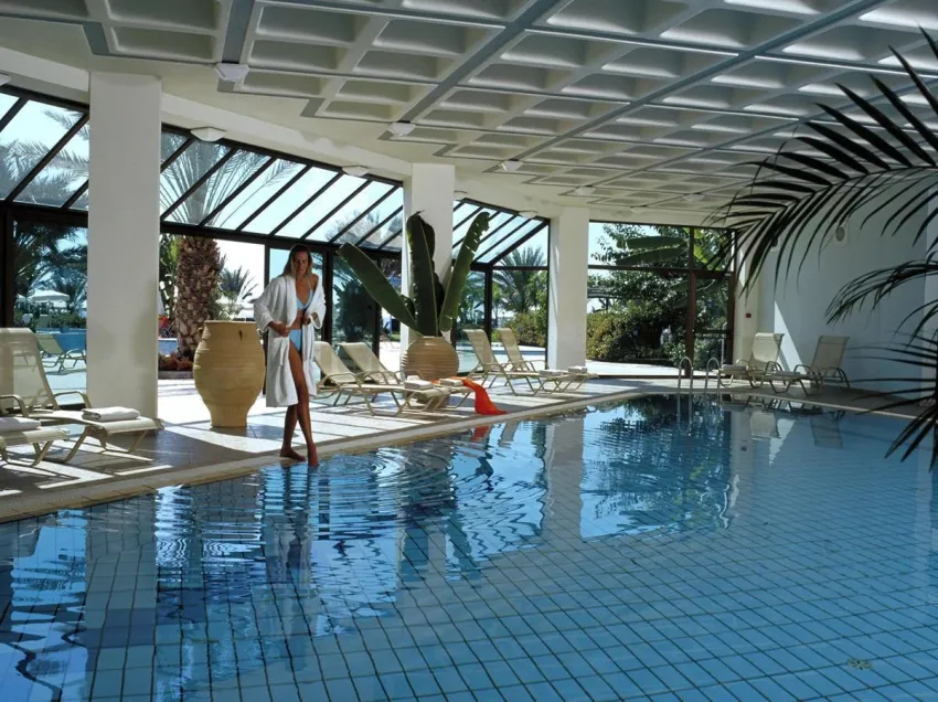 Constantinou Bros Athena Beach Hotel 4*-3