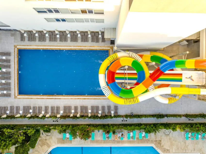 GRAND KOLIBRI PRESTIGE & SPA  5*-23